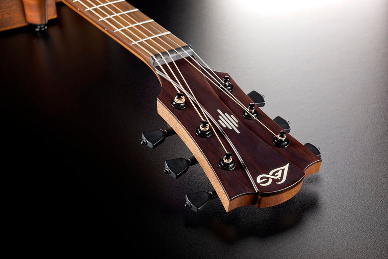 HyVibe 10 Dreadnought Cutaway Electro Gauchère